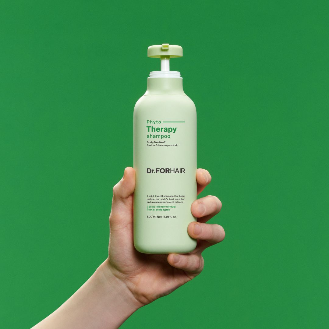 Dr.Forhair Phyto Therapy Shampoo 500ml bottle, natural herbal formula for scalp and hair care, with botanical ingredients.