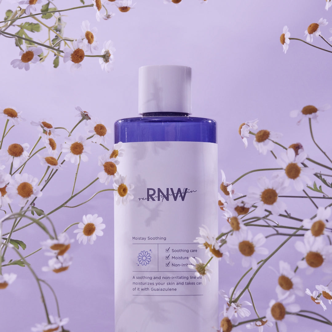 RNW Der. Moistay Soothing Skin Toner in a 500ml bottle, clear liquid with a minimalist label, designed for gentle skin hydration.