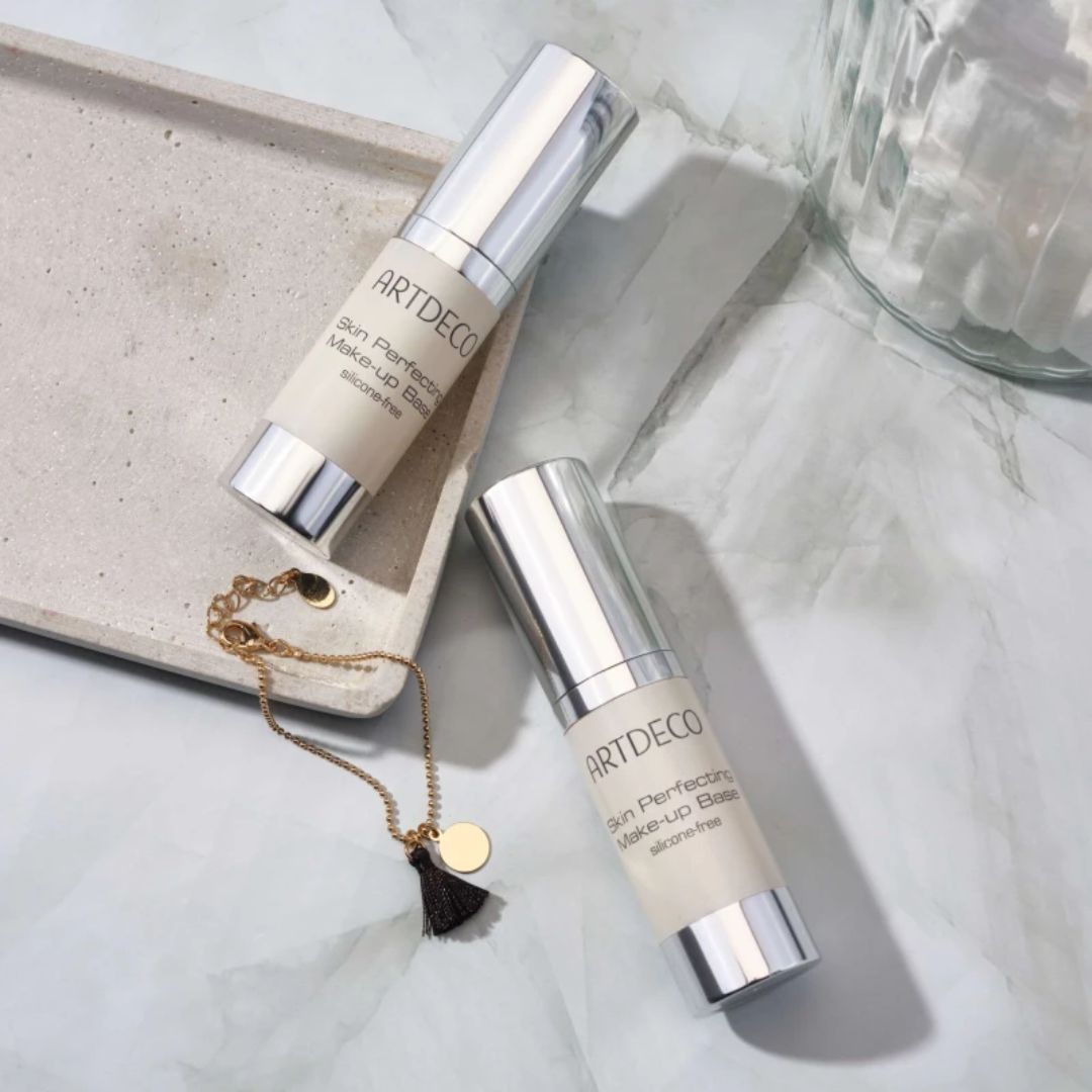 ARTDECO Skin Perfecting Make-Up Base face primer, smooth and prepare skin for flawless makeup application.