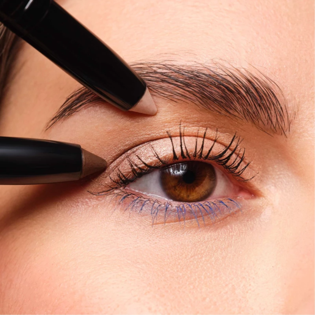 ARTDECO High Performance Eyeshadow Stylo in sleek black packaging, showcasing its creamy eyeshadow stick and vibrant color.
