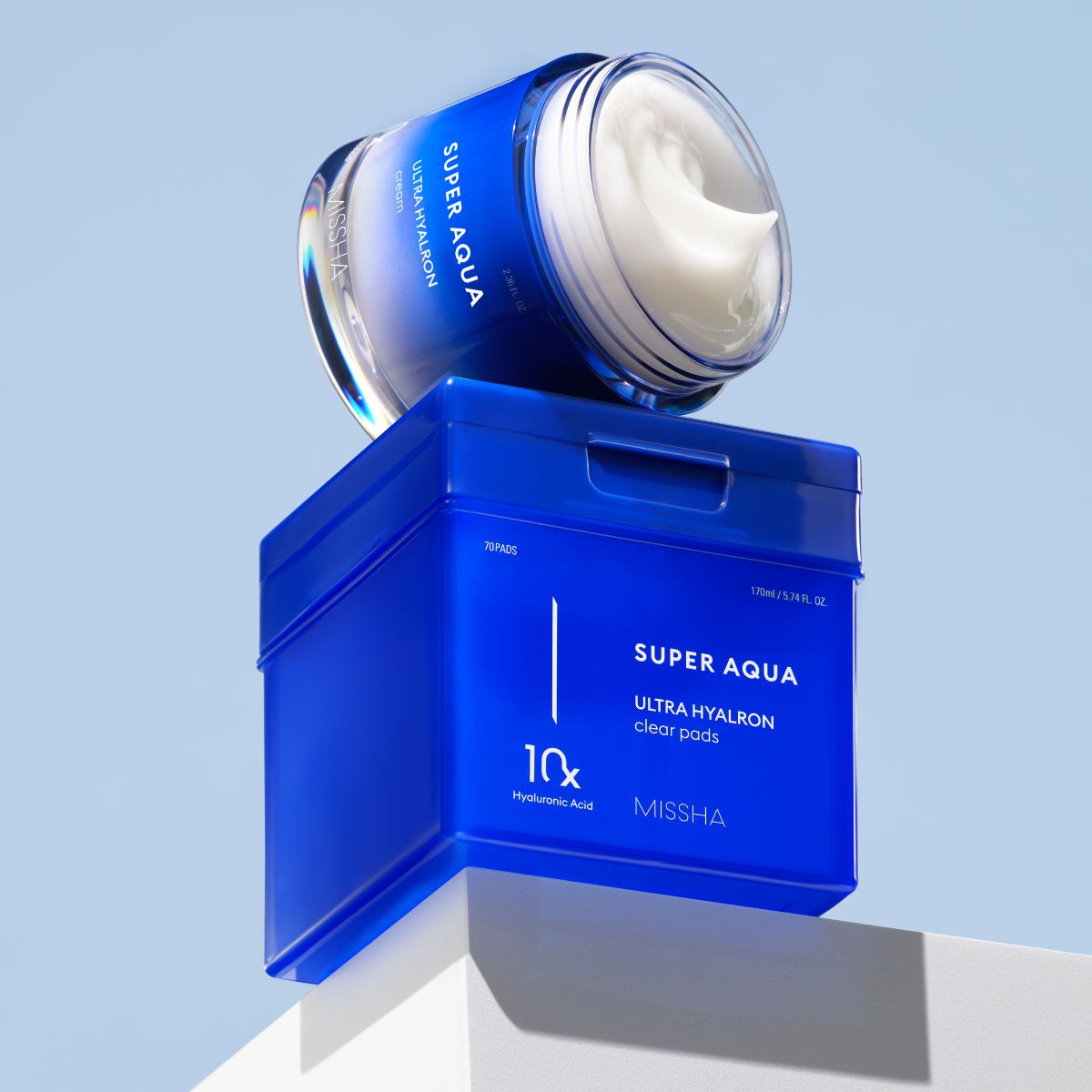 Missha Super Aqua Ultra Hyalron Balm Cream face moisturizer in 70ml jar, with a smooth, hydrating cream texture.