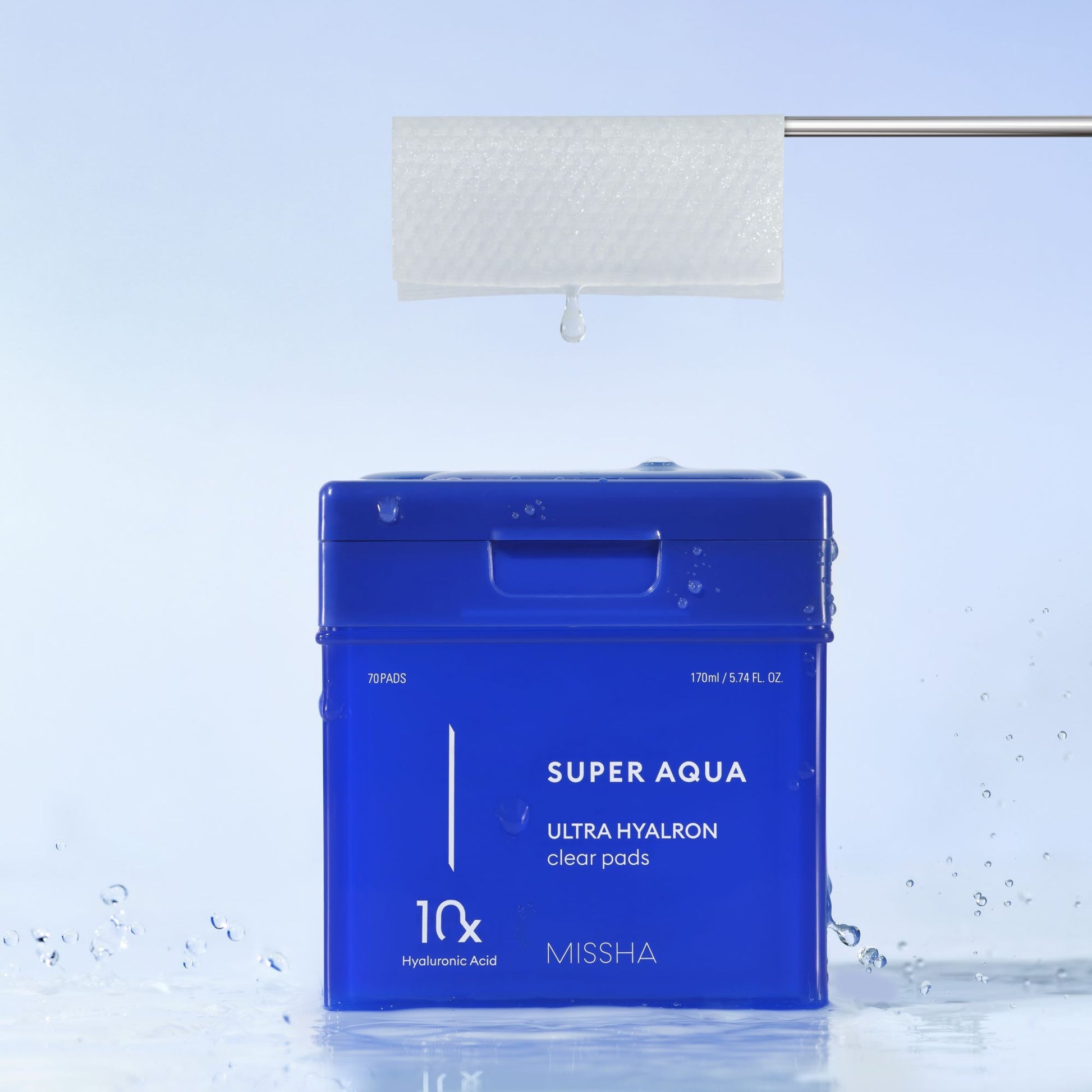 Missha Super Aqua Ultra Hyalron Clear Pads toner pads arranged in a box, designed for hydrating and soothing skincare.