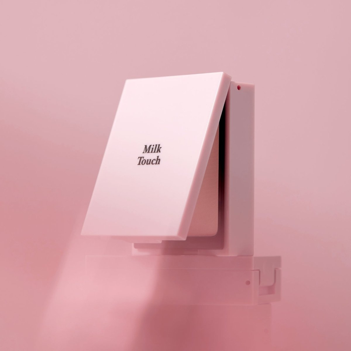 Milk Touch All Day Perfect Blurring Fixing Pact | La Cosmetique