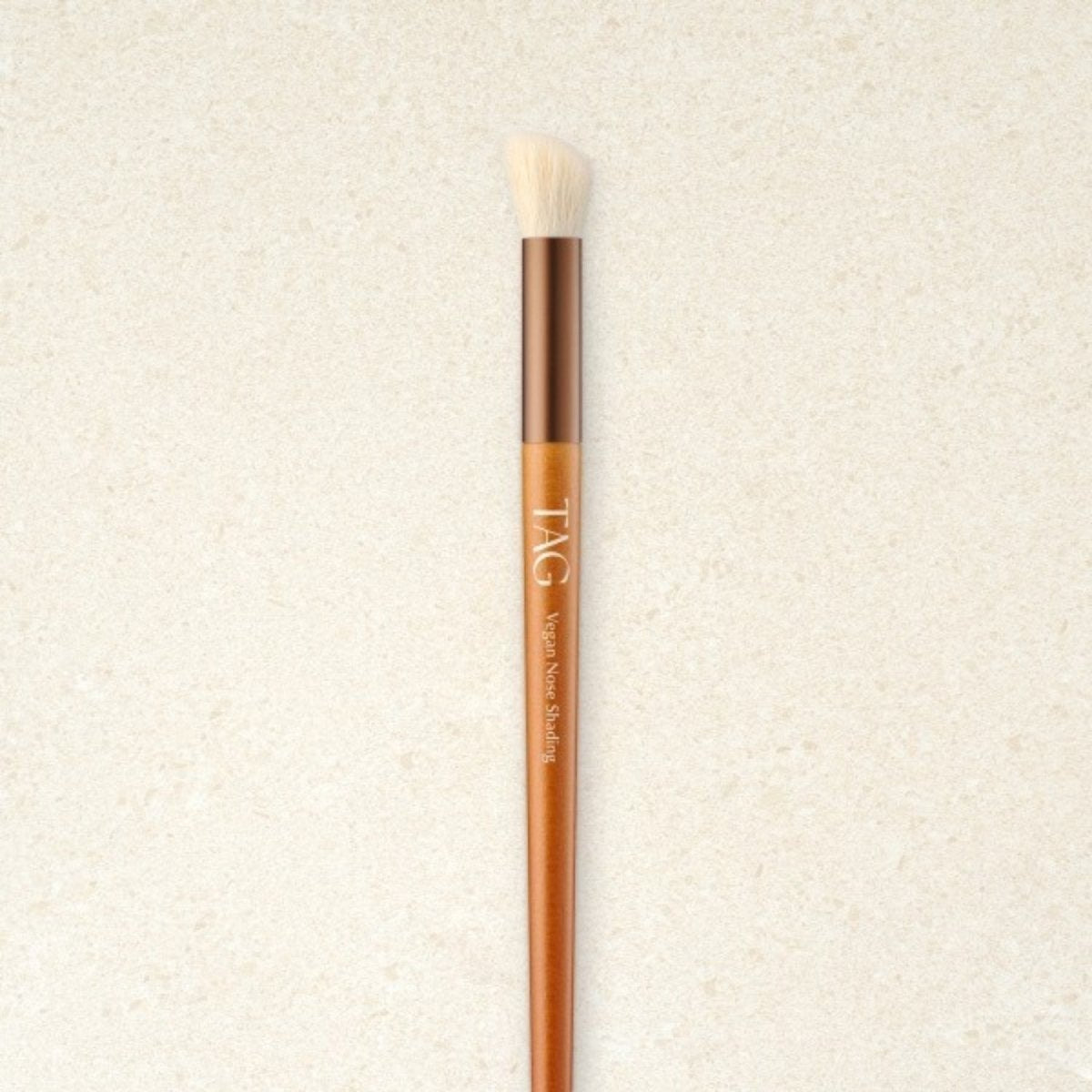 Too Cool For School Artclass Tag Vegan Nose Shading Brush | La Cosmetique