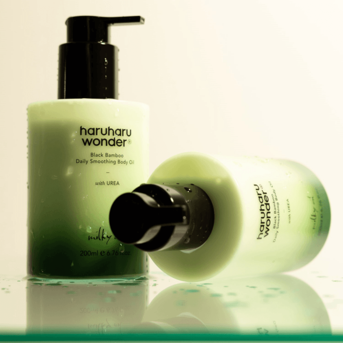 Haruharu Wonder Black Bamboo Daily Smoothing Body Oil | La Cosmetique