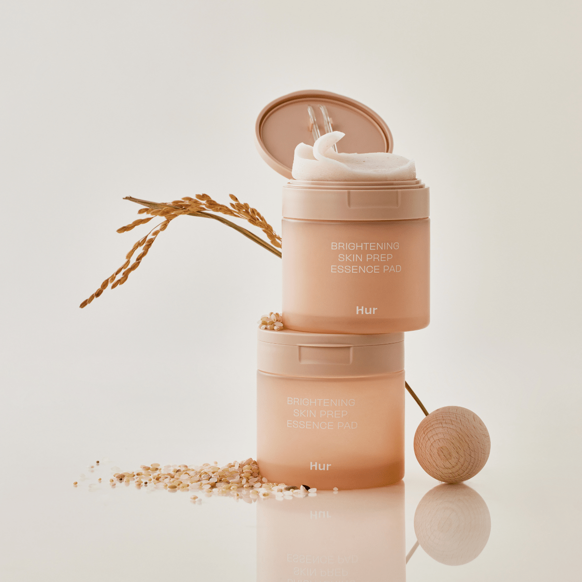 House of Hur Brightening Skin Prep Essence Pad 70pcs | La Cosmetique