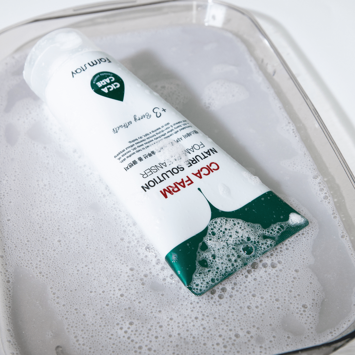 Farmstay Cica Farm Nature Solution Foam Cleanser [180ml] | La Cosmetique