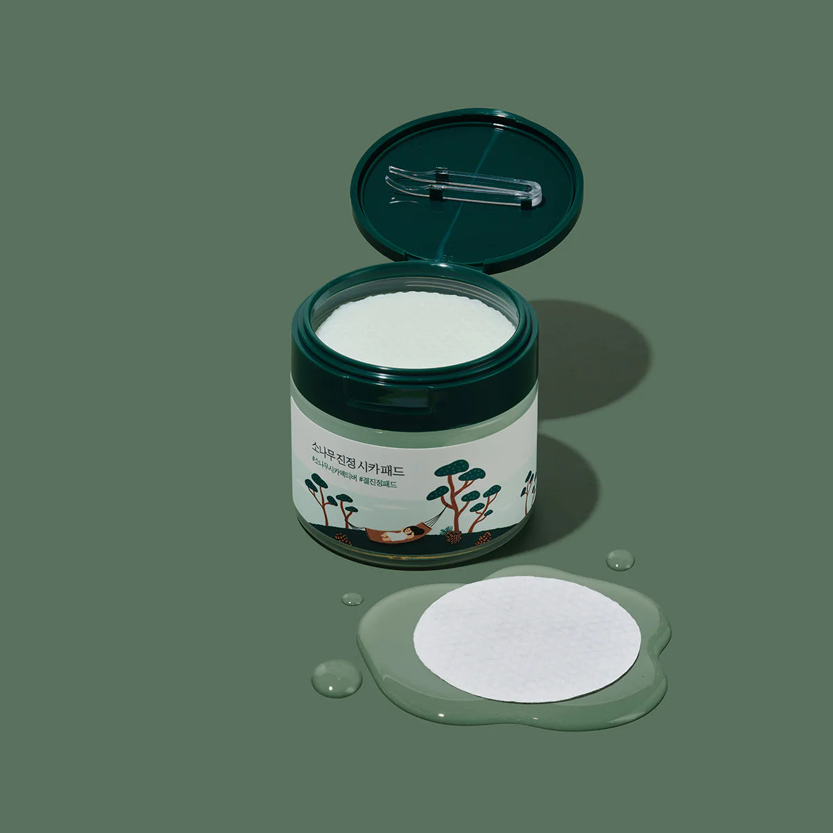 Round Lab Pine Calming Cica Pad toner pads, 50 pcs, soothing skincare product with calming ingredients, ideal for sensitive skin.
