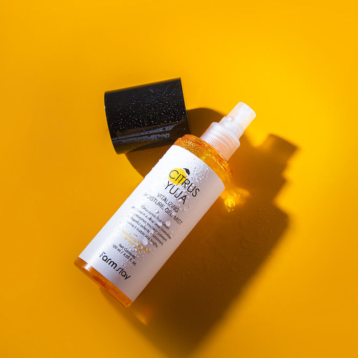 Farmstay Citrus Yuja Vitalizing Moisture Gel Mist in 120ml spray bottle, refreshing face mist with citrus and yuja ingredients.