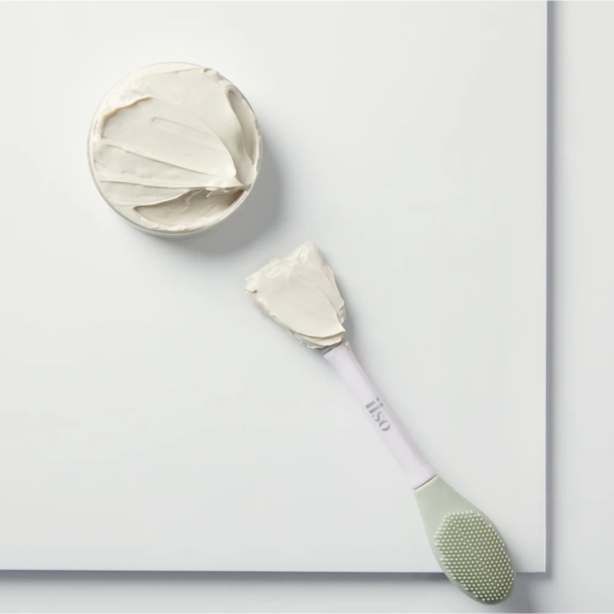 ILSO Dual Clean Brush | La Cosmetique