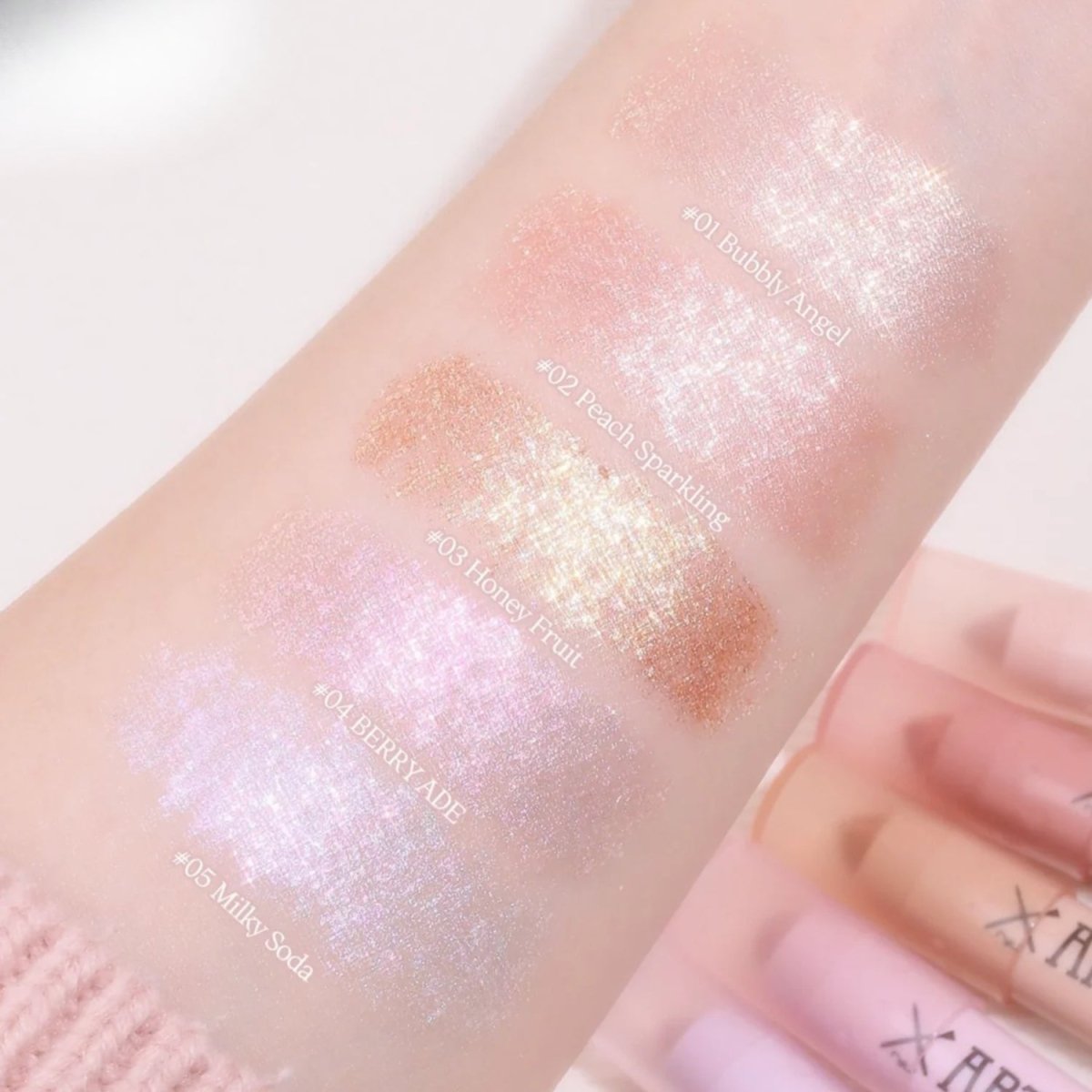 Too Cool For School Eye Glitz | La Cosmetique