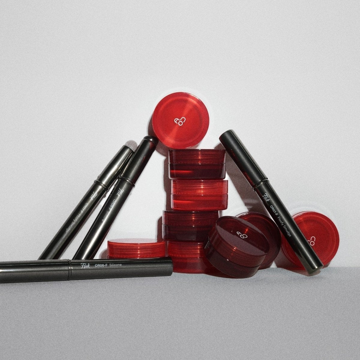 AOU Cosmetics Floofy Matte Balm | La Cosmetique