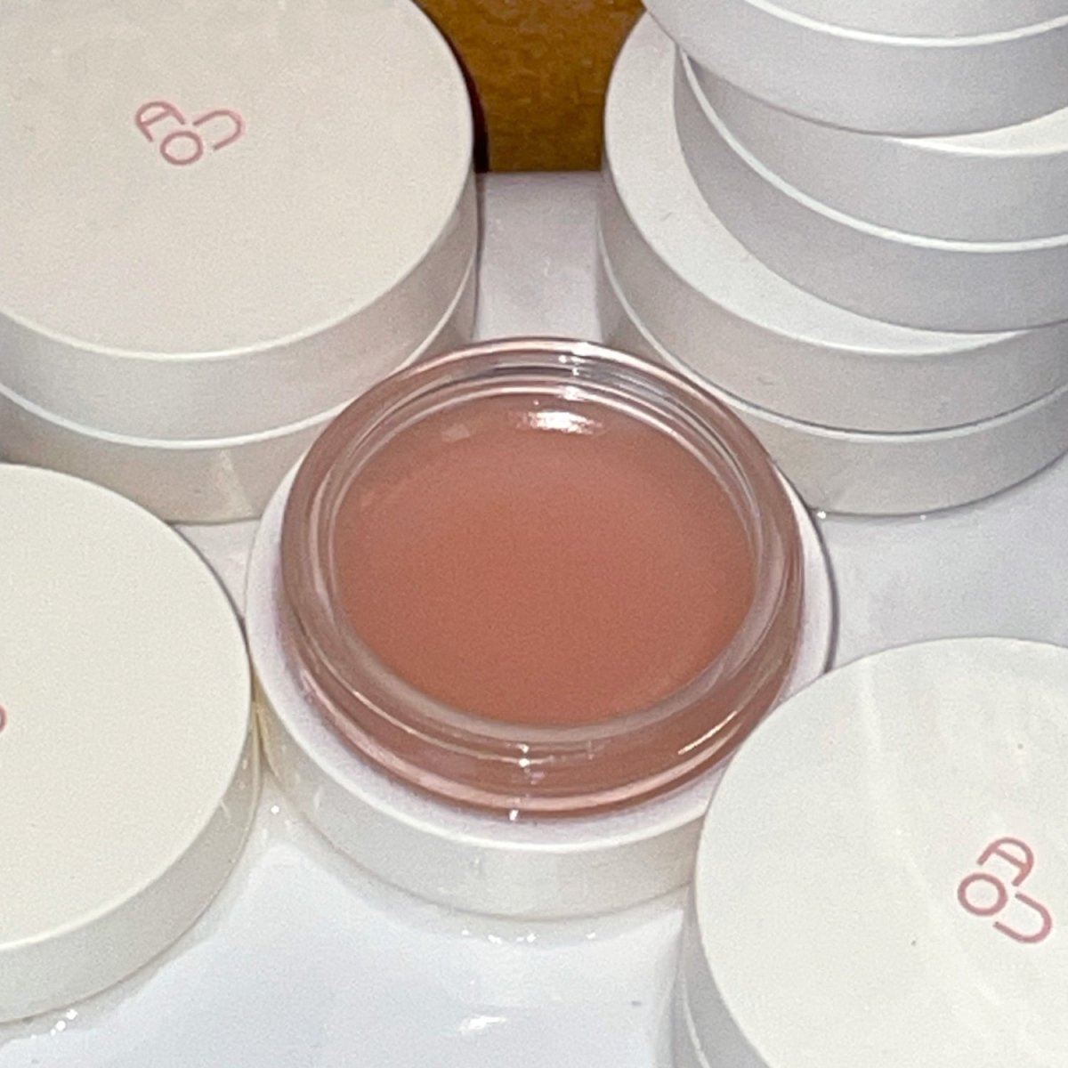 AOU Cosmetics Glowy Tint Balm | La Cosmetique