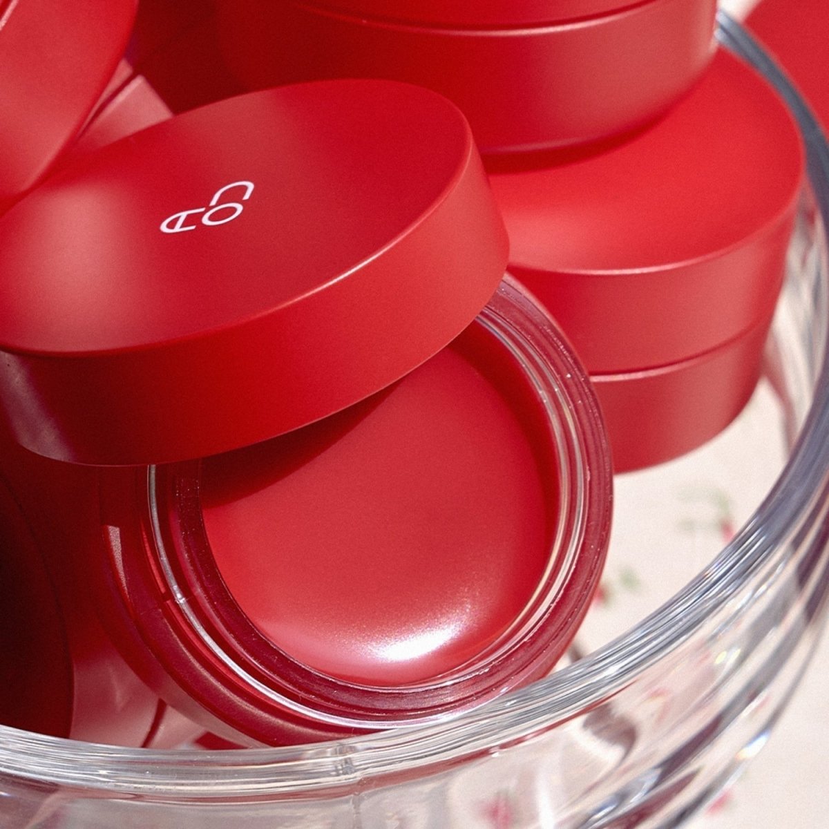 AOU Cosmetics Glowy Tint Balm | La Cosmetique