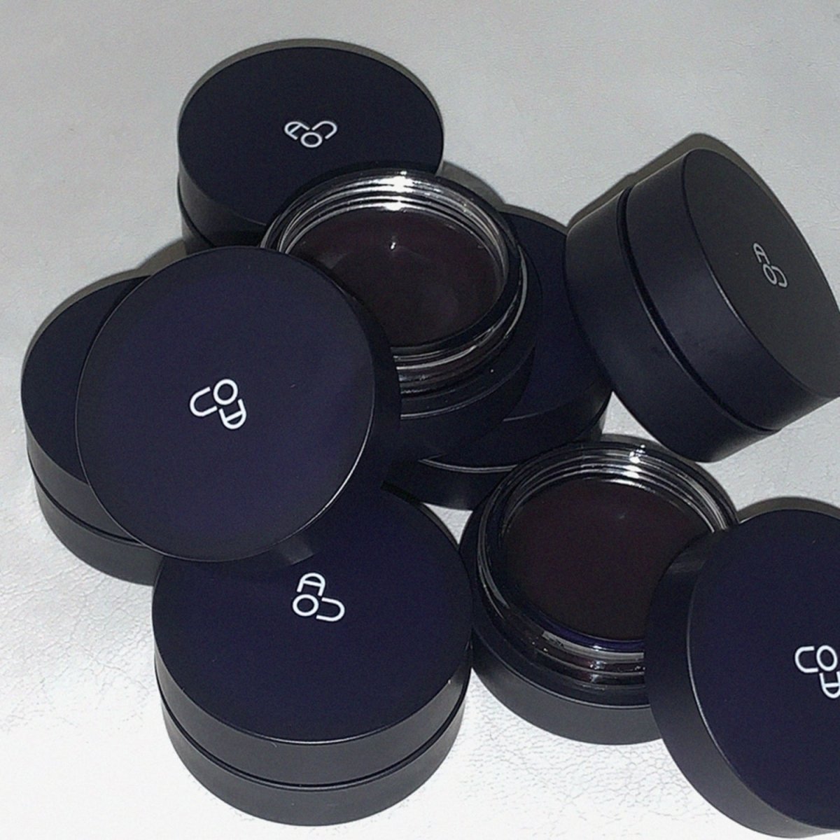 AOU Cosmetics Glowy Tint Balm | La Cosmetique
