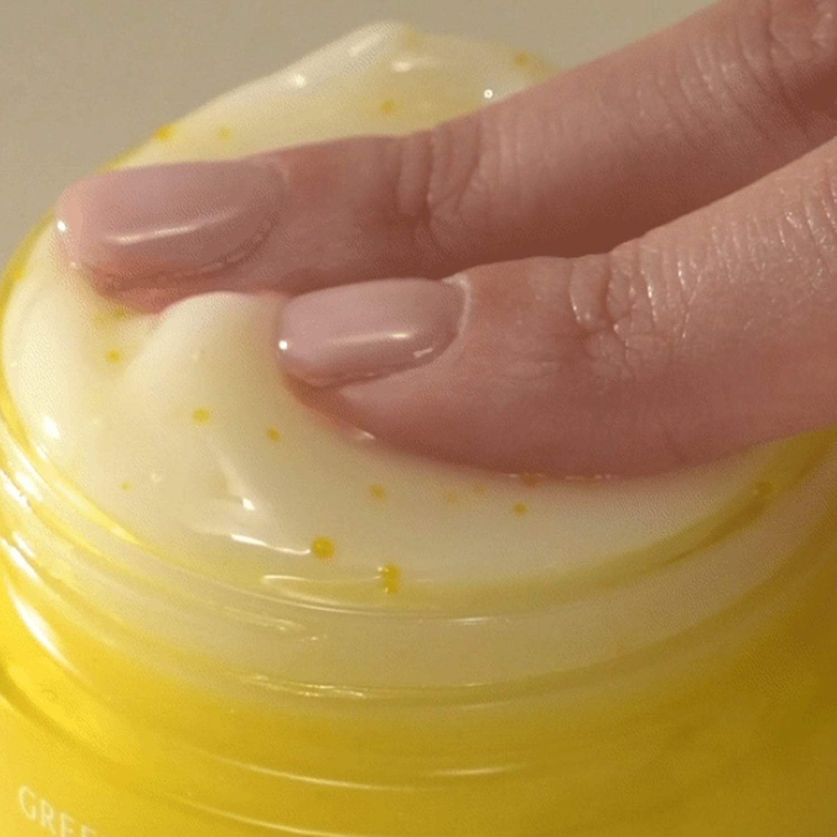 Goodal Goodal Green Tangerine Vita C Dark Spot Care Cream | La Cosmetique