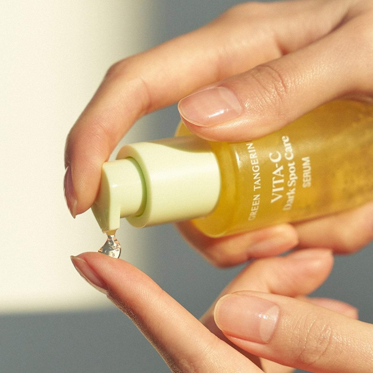 Goodal Goodal Green Tangerine Vita C Dark Spot Care Serum | La Cosmetique