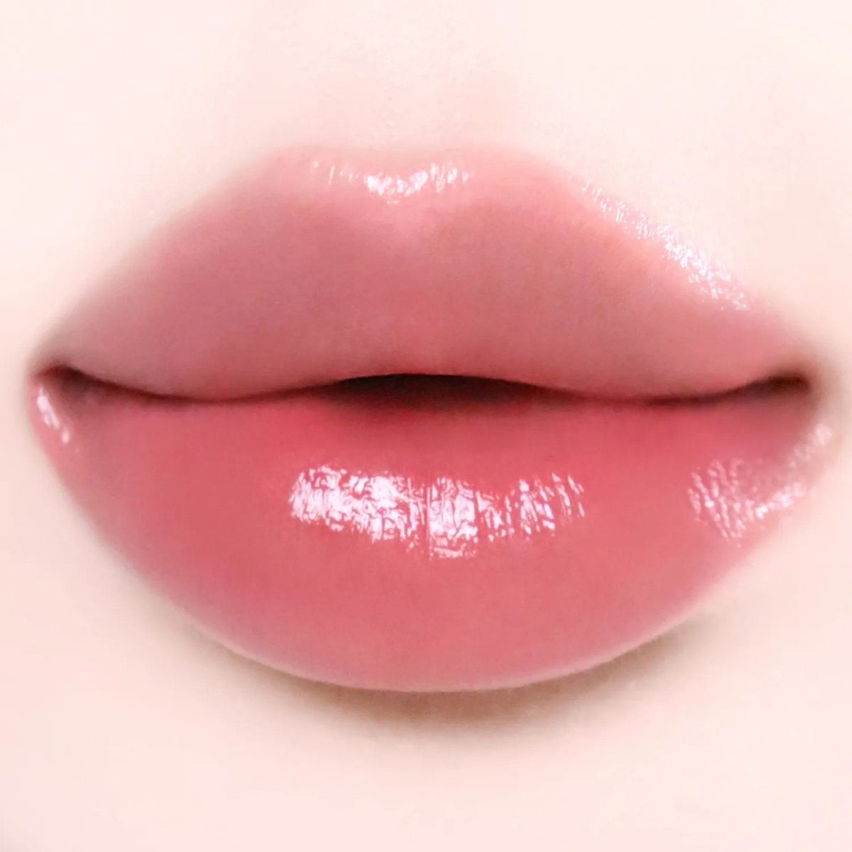 Wakemake Healthy Glow Balm Stick | La Cosmetique