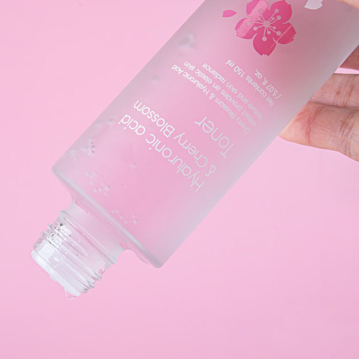 Farmstay Hyaluronic Acid & Cherry Blossom Toner 150ml | La Cosmetique