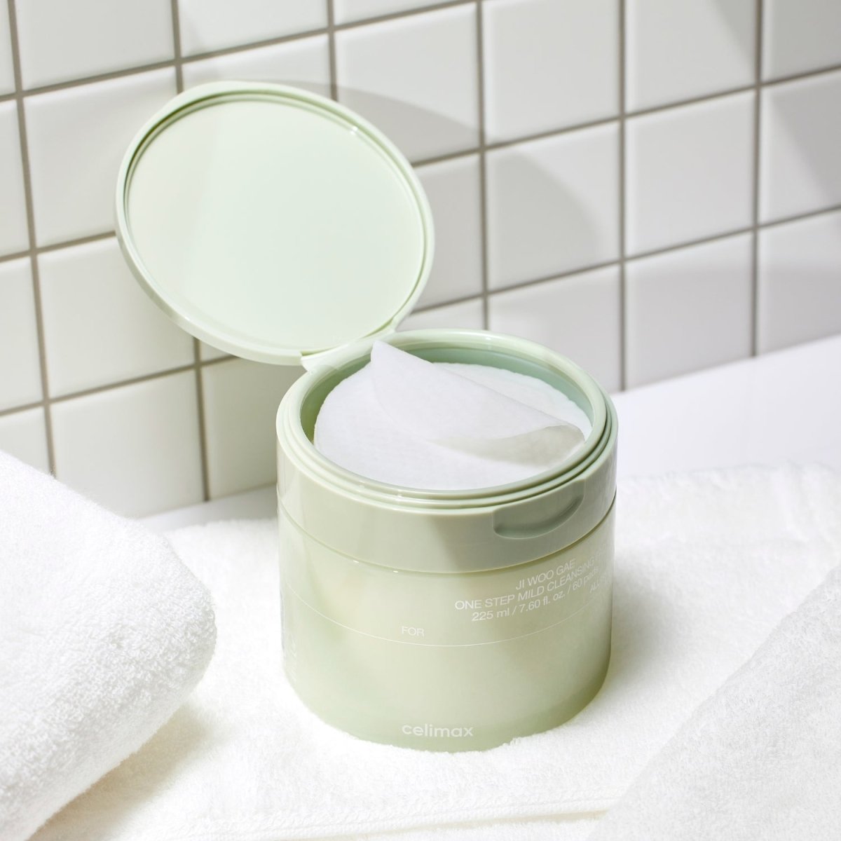 Celimax Ji Woo Gae One Step Mild Cleansing Pad 60pads | La Cosmetique