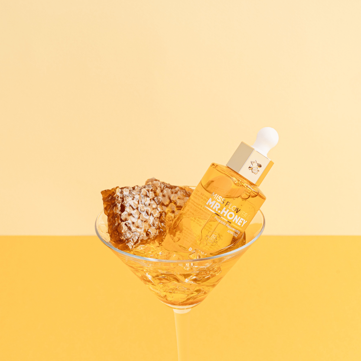 Banila Co Miss Flower & Mr Honey Propolis Rejuvenating Ampoule [50ml] | La Cosmetique