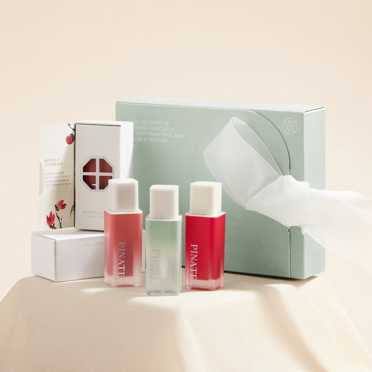 Pinate Natural Bloom Lip Oil Serum 3-Color Set | La Cosmetique