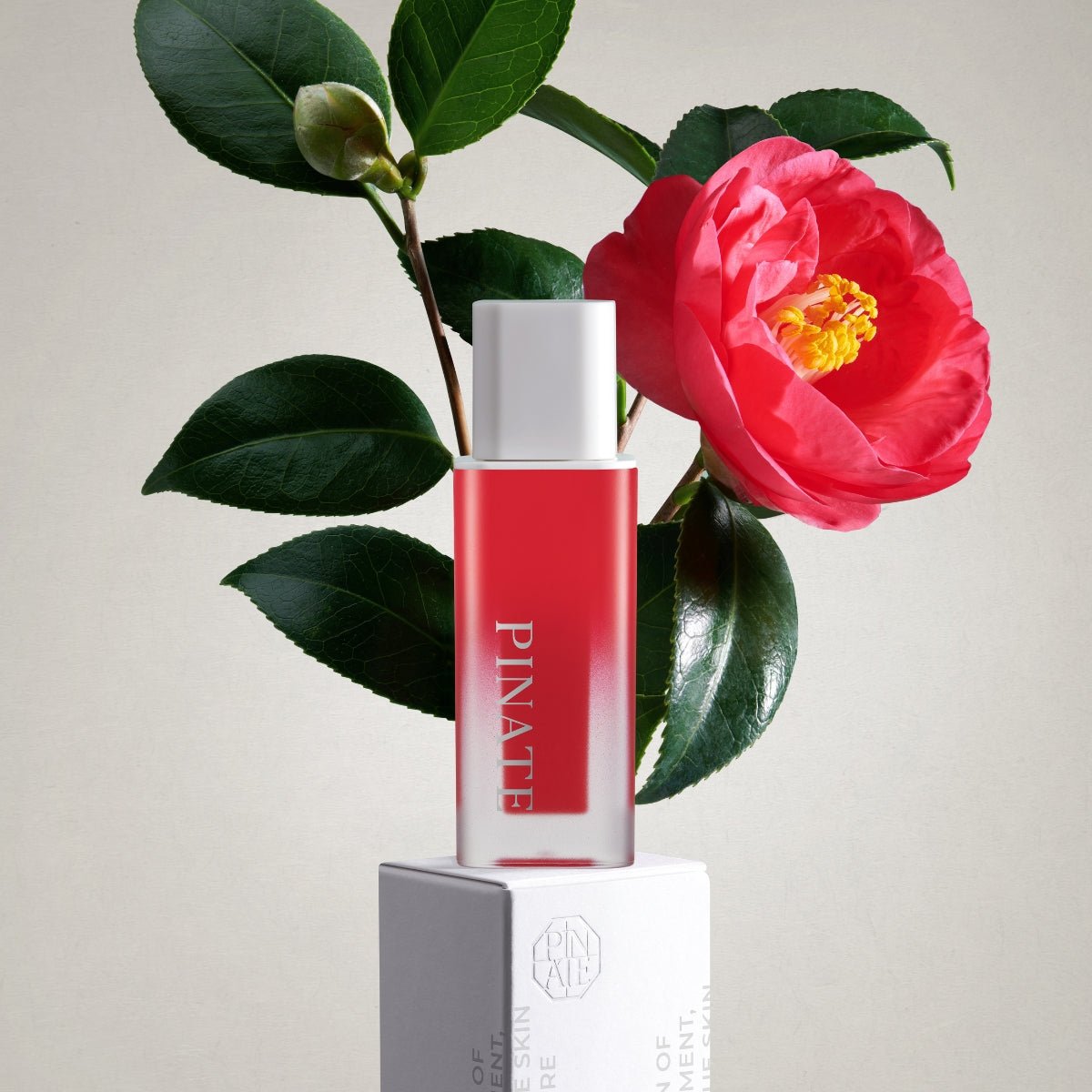 Pinate Natural Bloom Lip Oil Serum | La Cosmetique