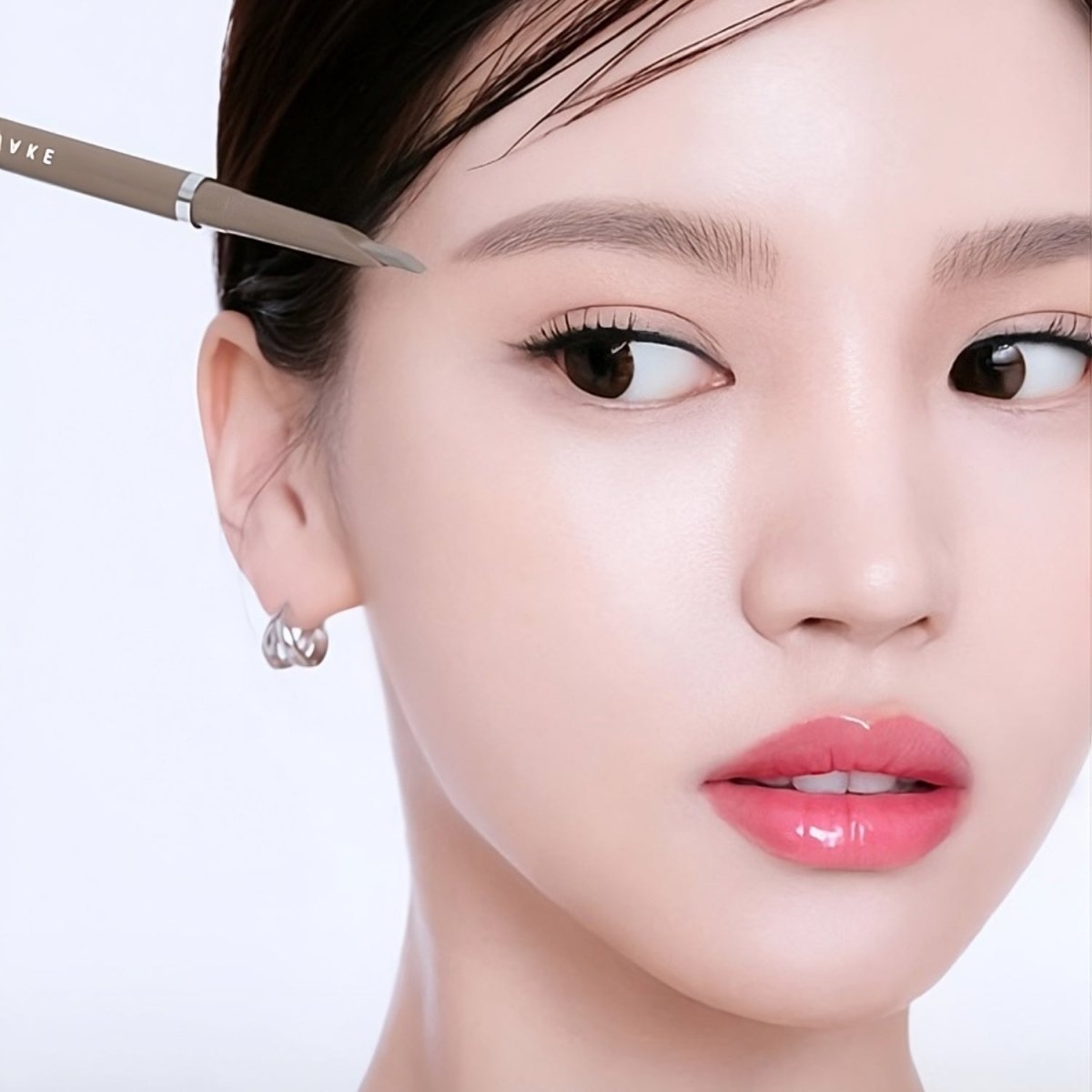 Wakemake Natural Hard Brow Pencil Refill Set | La Cosmetique