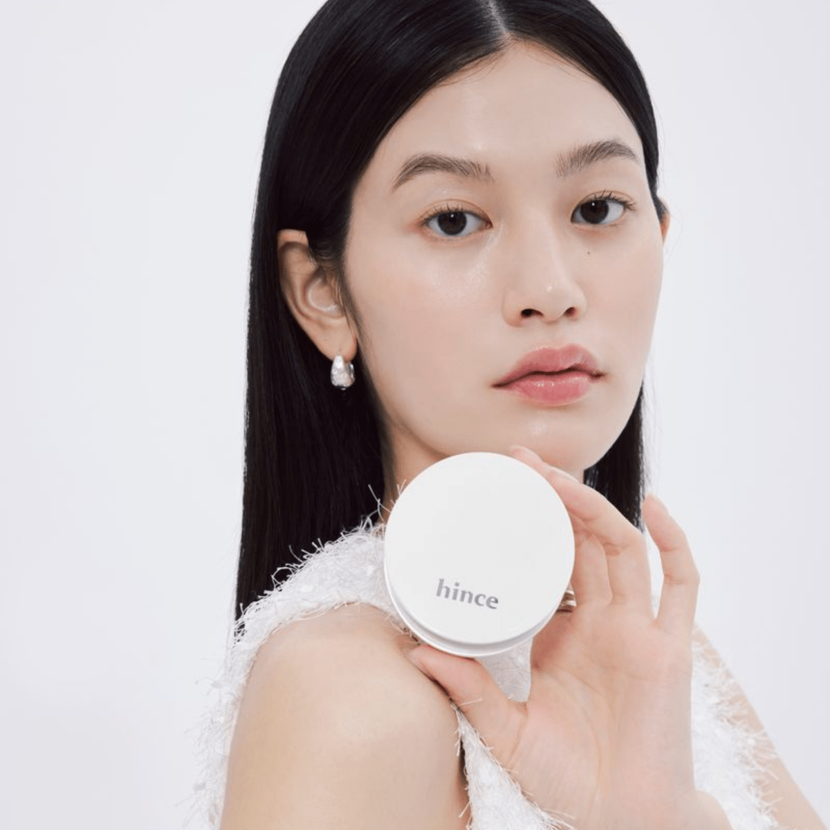 Hince Nu Glow White Cushion | La Cosmetique