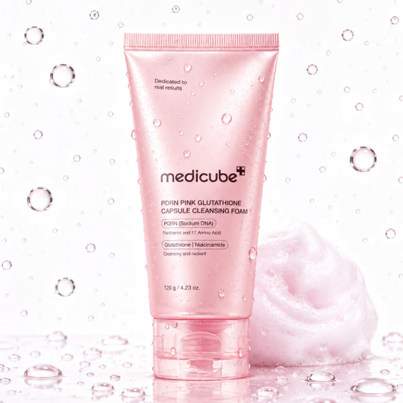 Medicube PDRN Pink Glutathione Capsule Cleansing Foam | La Cosmetique
