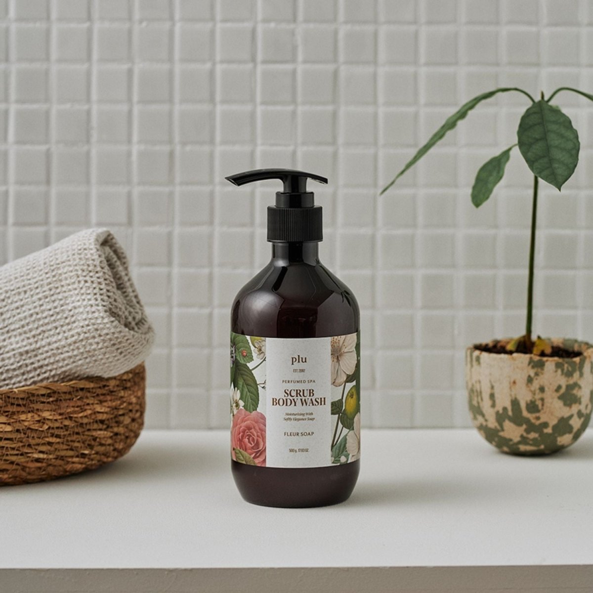Plu Perfumed Spa Scrub Body Lotion Fleur Soap 500g | La Cosmetique