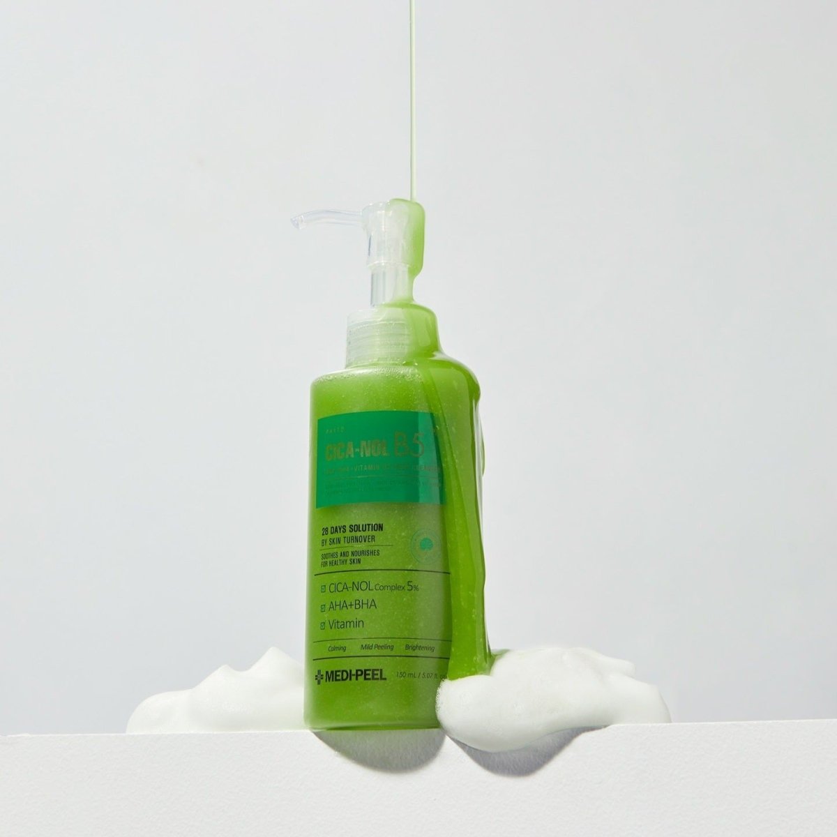MEDIPEEL+ Pitoscycanol B5 AHA BHA Vitamin Calming O2 Deep Cleanser 150ml | La Cosmetique