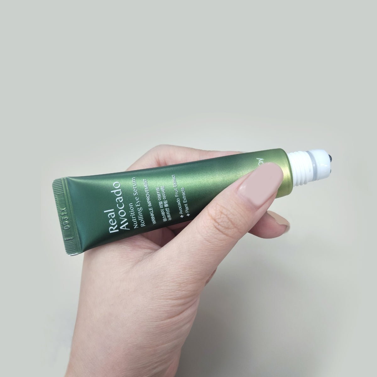 Farmstay Real Avocado Nutrition Rolling Eye Serum 23ml | La Cosmetique