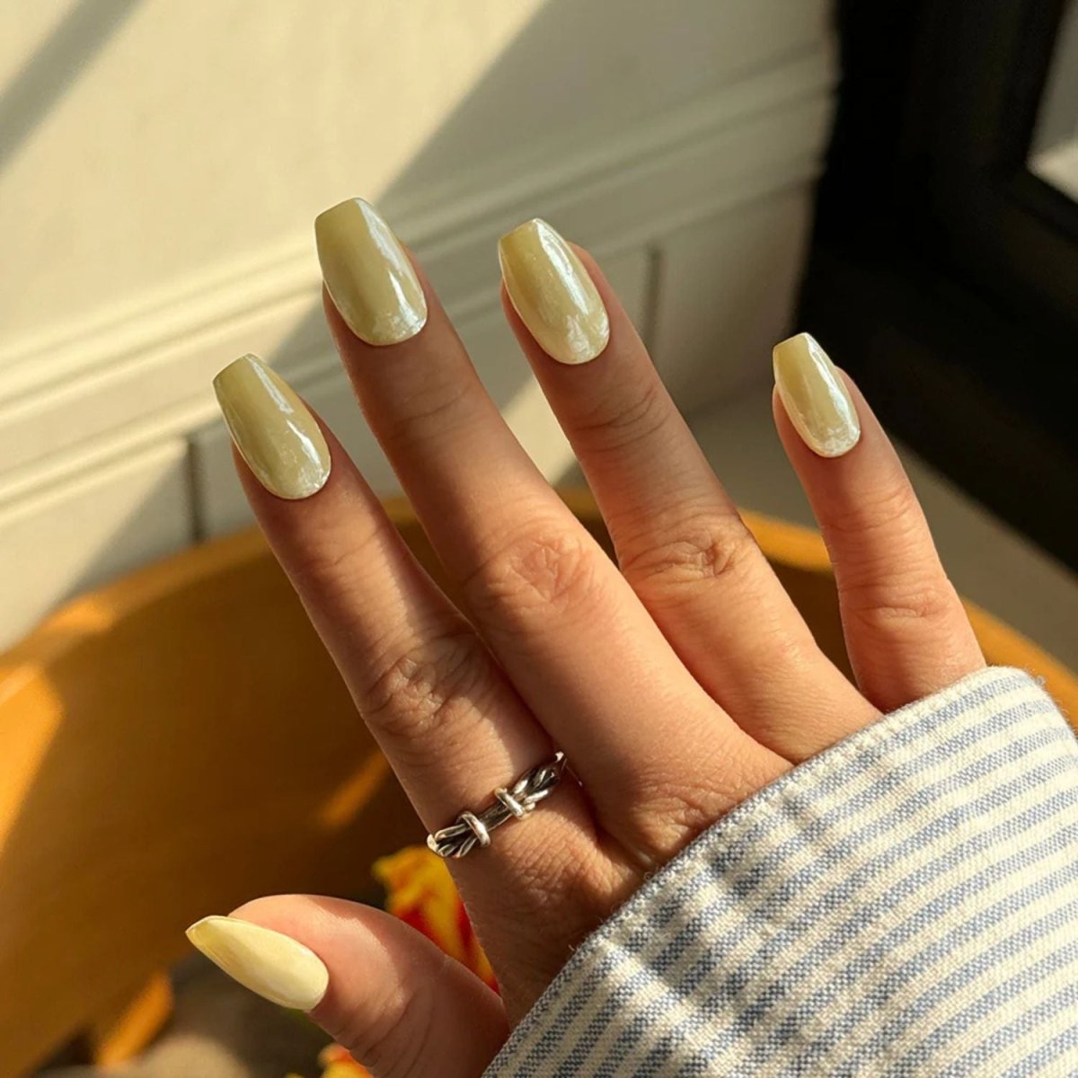 Ohora Semi - Cured Gel Nail - N Butter Chrome | La Cosmetique