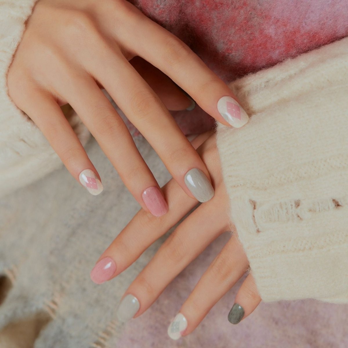 Ohora Semi - Cured Gel Nail - N Cozy - Mood | La Cosmetique