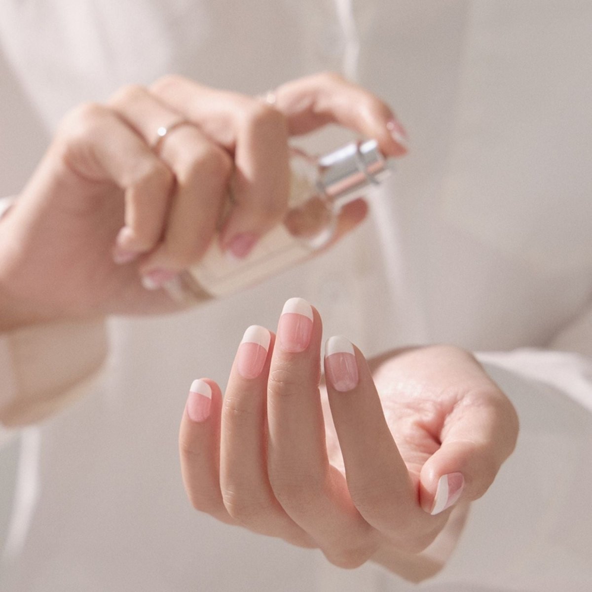 Ohora Semi-Cured Gel Nail - N Essential French | La Cosmetique