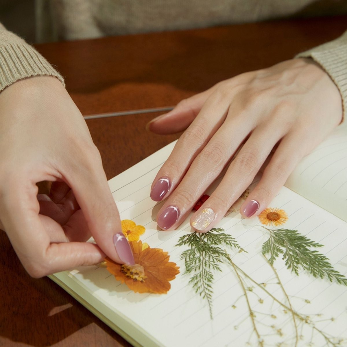Ohora Semi - Cured Gel Nail - N Shine Vino | La Cosmetique