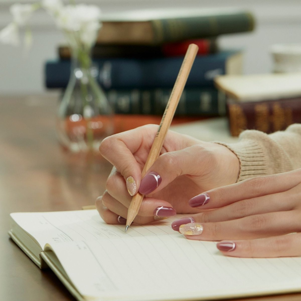 Ohora Semi - Cured Gel Nail - N Shine Vino | La Cosmetique