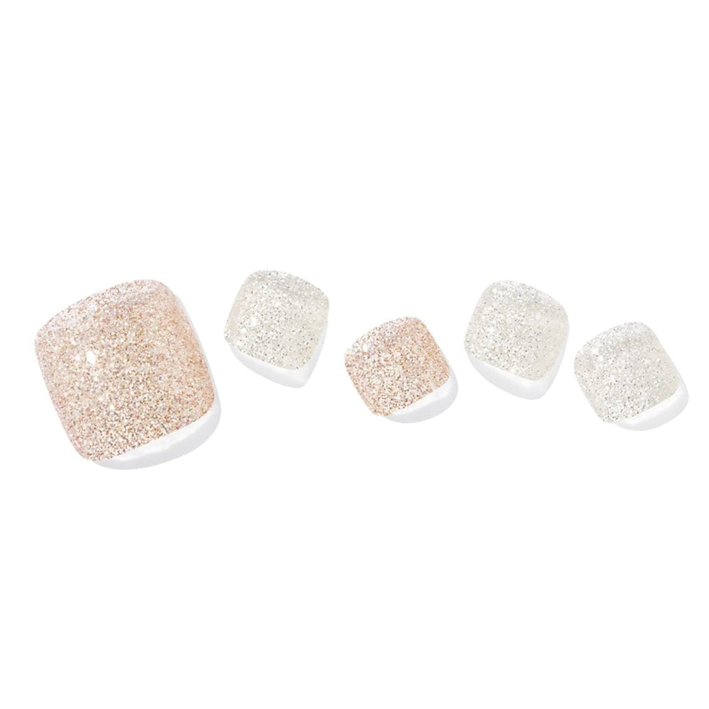 Semi-Cured Gel Pedicure - P Aura