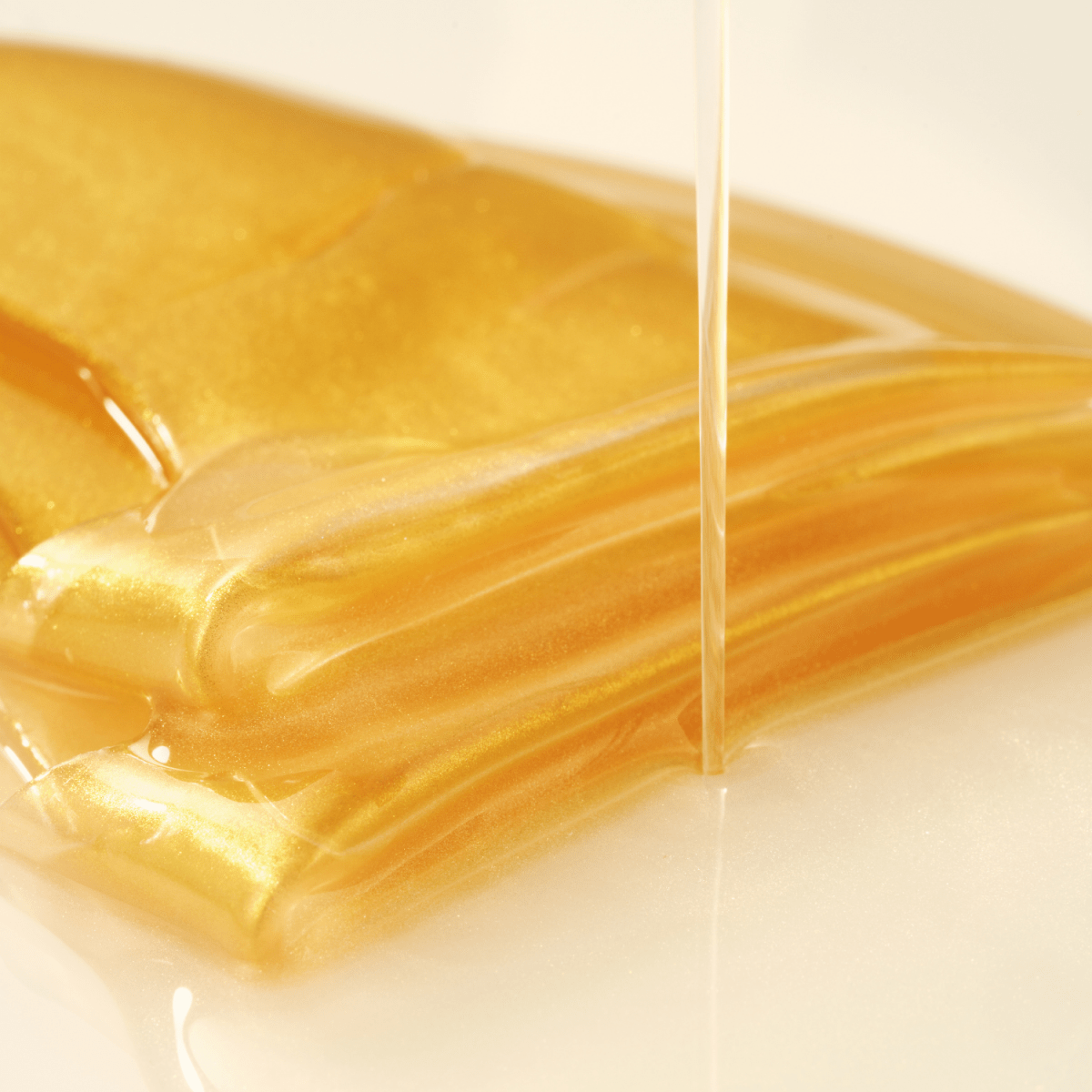 Sungboon Editor Silk Peptide EGF Intensive Gold Sheet Mask [1pc] | La Cosmetique
