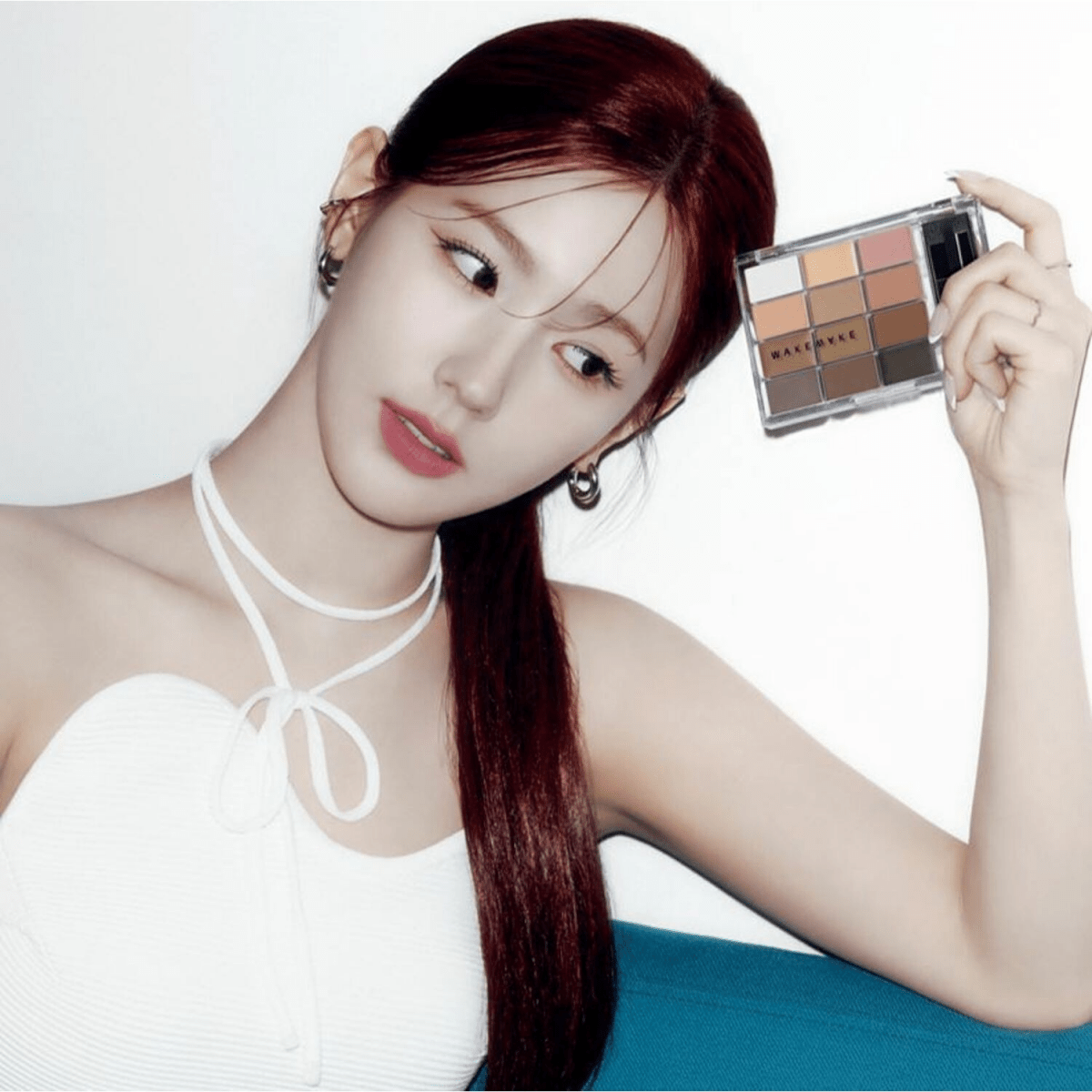 Wakemake Soft Drawing Brow Palette | La Cosmetique