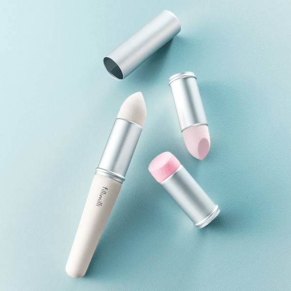 Fillimilli Stamp Cheek Sponge | La Cosmetique