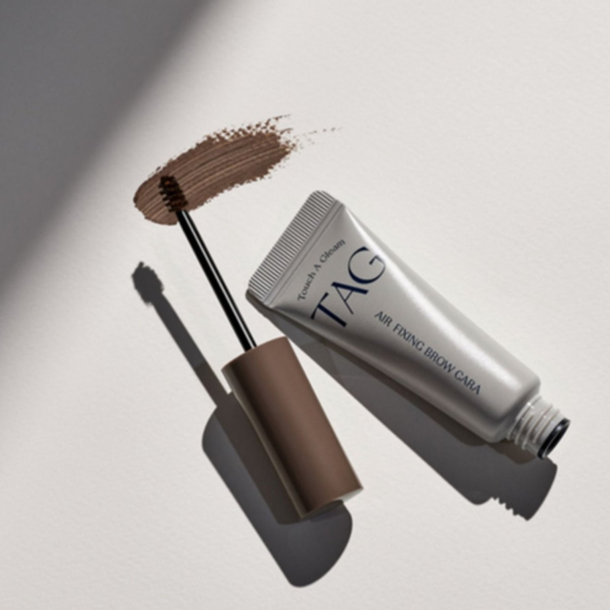 Too Cool For School Tag Air Fixing Browcara | La Cosmetique