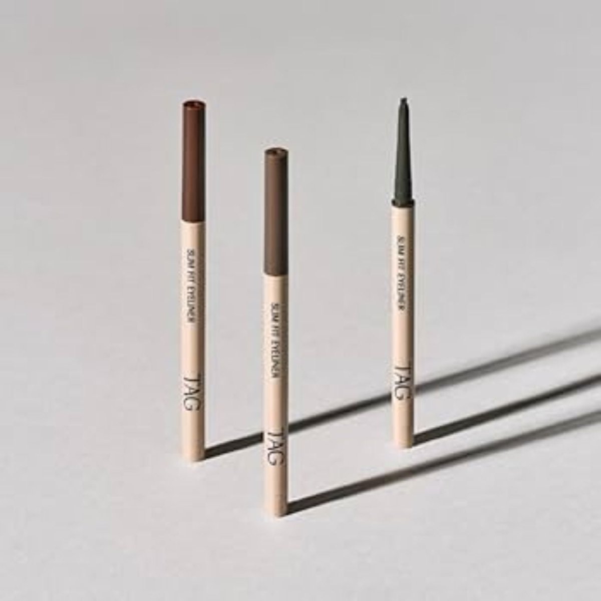 Too Cool For School Tag Slim Fit Eyeliner | La Cosmetique