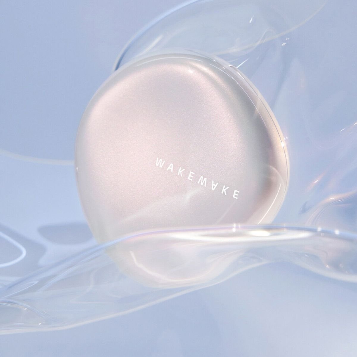 Wakemake Water Glow Coating Cushion | La Cosmetique