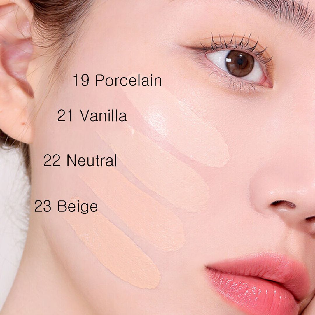 Wakemake Water Velvet Cover Cushion | La Cosmetique