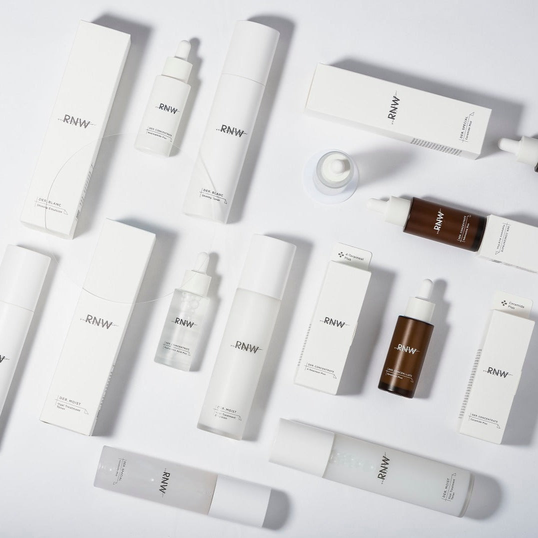 RNW Der Concentrate 4-Terpineol Plus serum in a 30ml bottle, showcasing the skincare product with a sleek container.