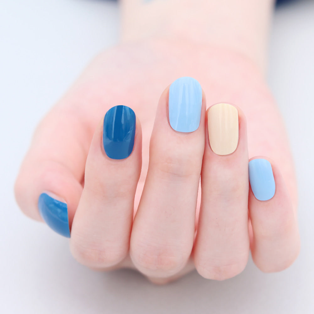 Glossy BlossomGel Nail Strips - Blooming Sky - La Cosmetique