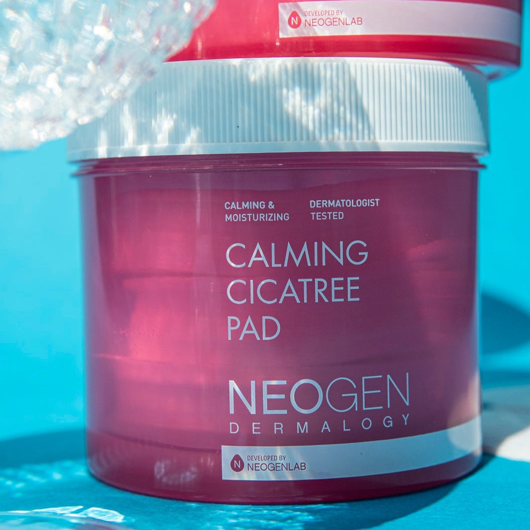 NEOGEN Calming Cica Tree Toner Pad 90pcs, soothing skincare product with natural cica ingredients, displayed in a clear container.