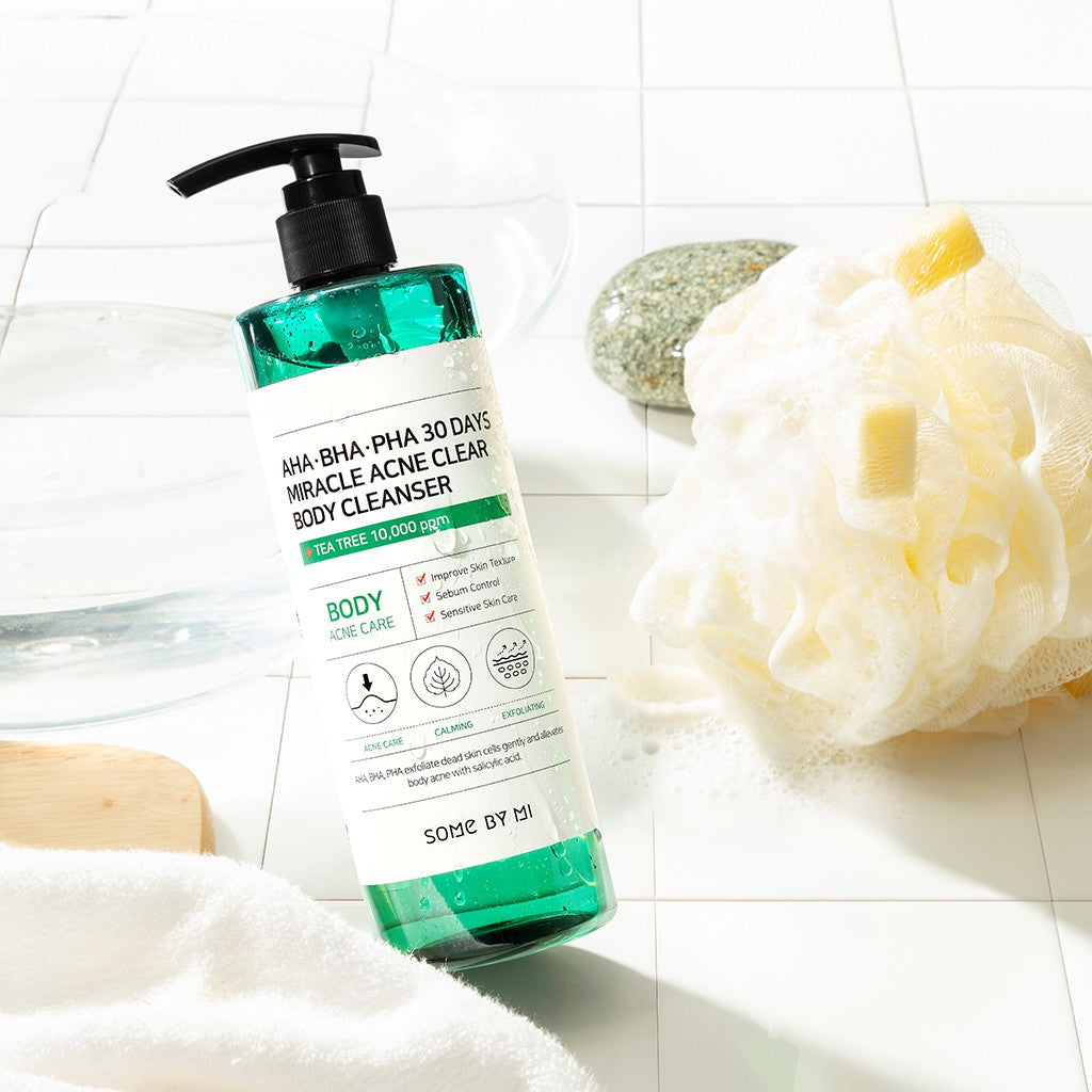 Some By Mi AHA BHA PHA 30 Days Miracle Acne Clear Body Cleanser 400g, a gentle body wash and scrub for clearer skin.